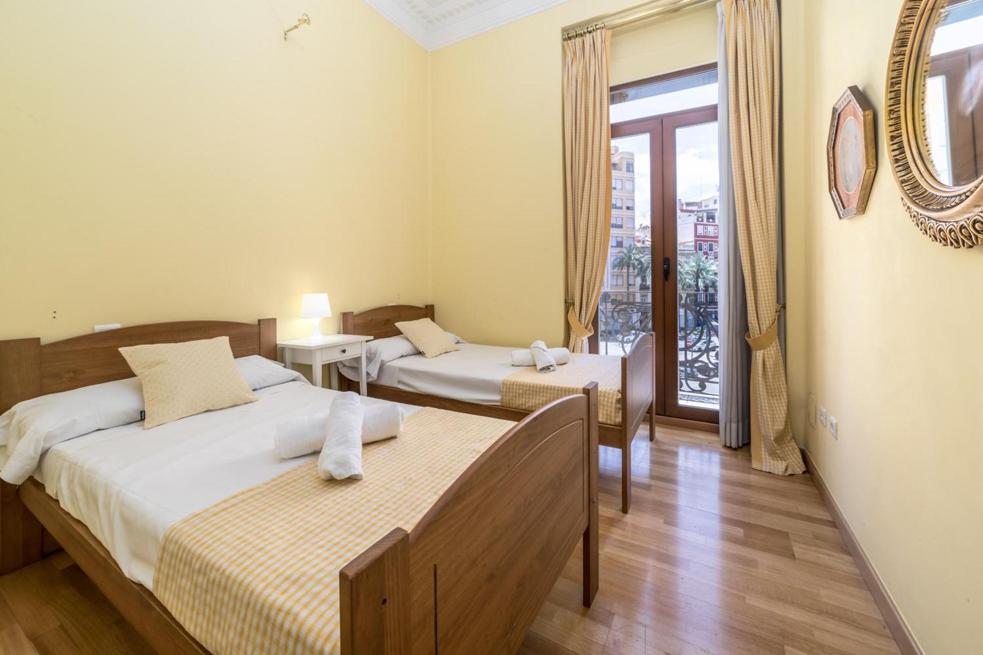 My Loft 4 You Gran Via Валенсия Экстерьер фото